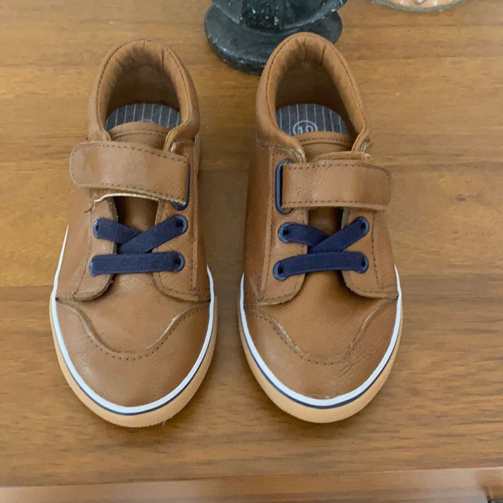 Kids shoes